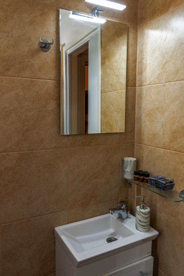 Original House Apartment Larissa Bagian luar foto