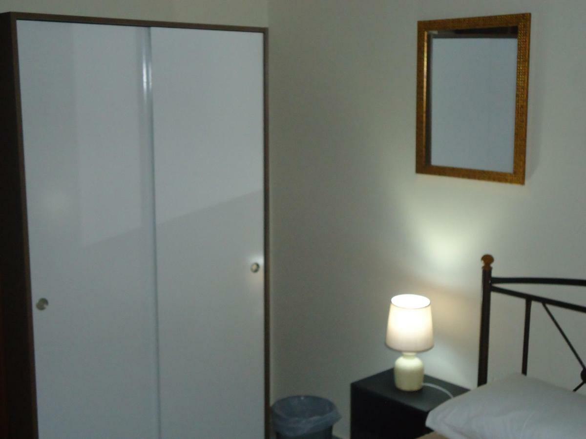 Original House Apartment Larissa Bagian luar foto